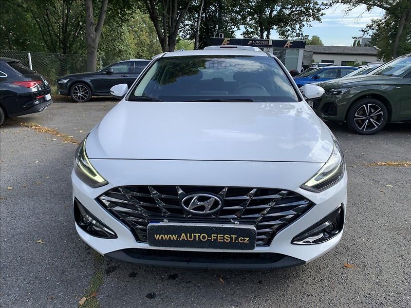 Hyundai i30 1,5 T-GDI AUTOMAT,ČR,1.MAJITEL - fotka 2 z 17