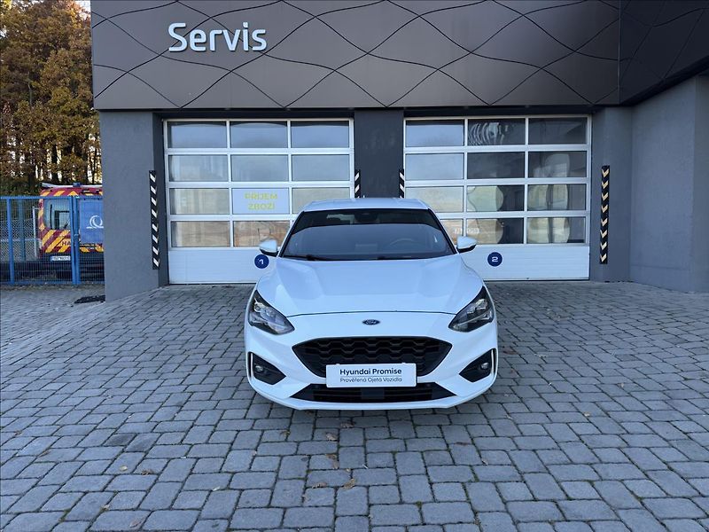 Ford Focus 1,0 ST-Line - fotka 4 z 16