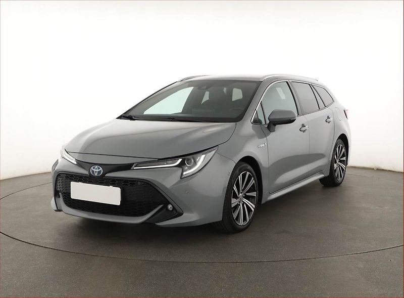 Toyota Corolla (2021) 2.0 Hybrid, Automat - fotka 2 z 16