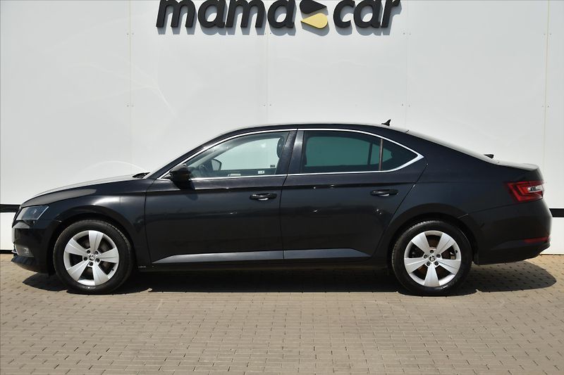 Škoda Superb 2.0TDI STYLE TAŽNÉ 1.MAJ. ČR - fotka 4 z 27