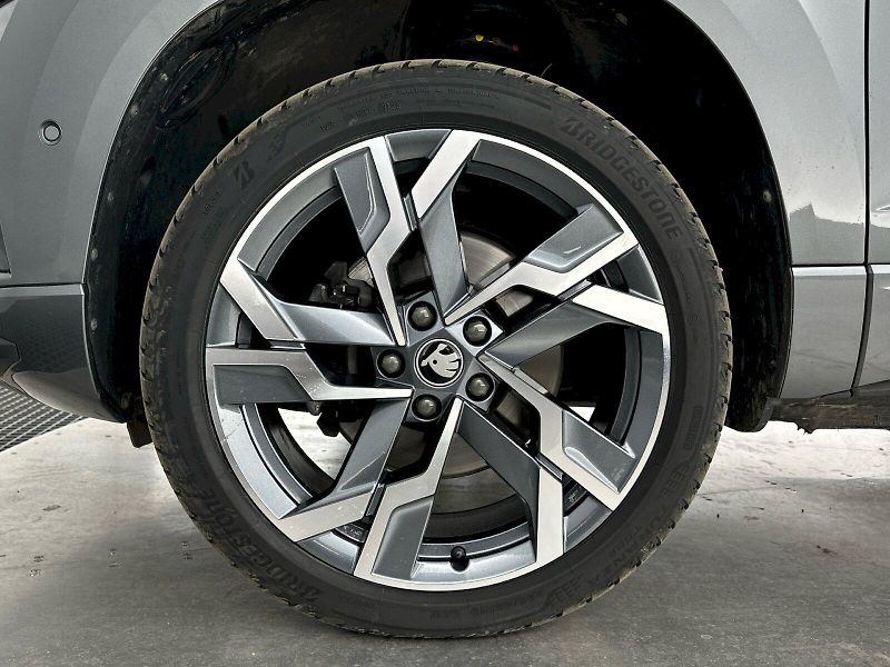 Škoda Karoq (2025) DSG 2.0TDI 110kW 4x4 SportLine - fotka 33 z 33