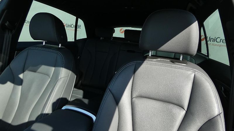 Audi Q8 55 TFSI quattro tiptronic - fotka 7 z 26