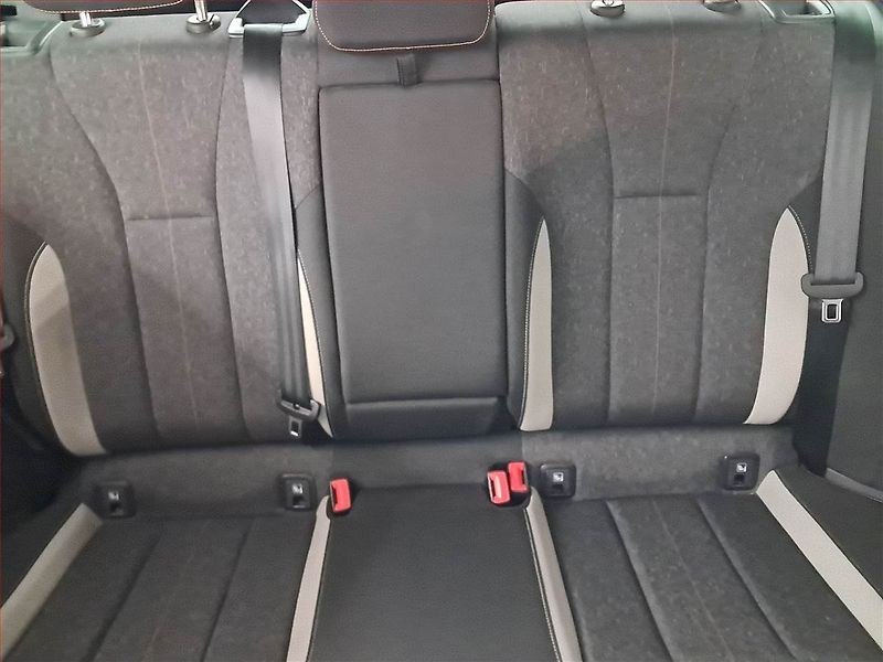 Škoda Kamiq (2022) Style 1.0 TSI, ČR,1.maj - fotka 10 z 20