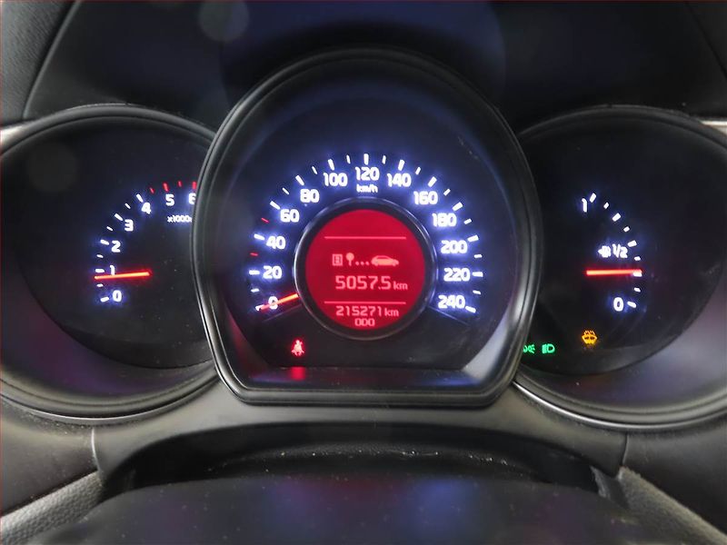 Kia Ceed (2016) 1.6 CRDi, Tempomat - fotka 11 z 14