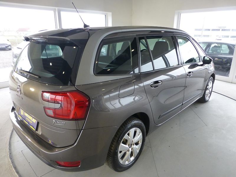 Citroën Grand C4 Picasso (2014) 1,6HDI*DIGI*NAVIGACE*ALU*7MIST - fotka 5 z 29