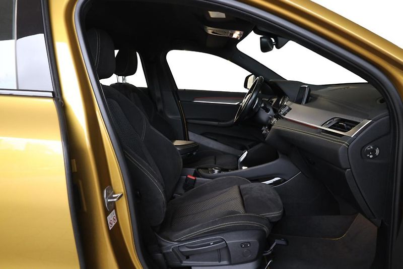 BMW X2 xDrive 20d - fotka 22 z 24