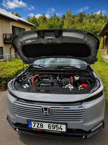 Honda HR-V (2025) 1.5 e:HEV Advance Style  - fotka 17 z 18