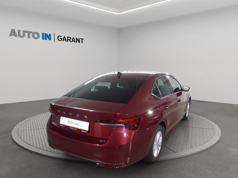Škoda Octavia (2024) 1,5TSi 110kW Selction - fotka 4 z 20