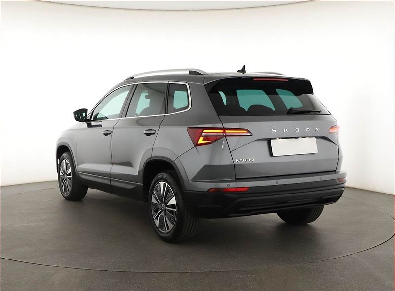 Škoda Karoq (2025) 1.5 TSI, Top Selection, FullLe - fotka 4 z 25