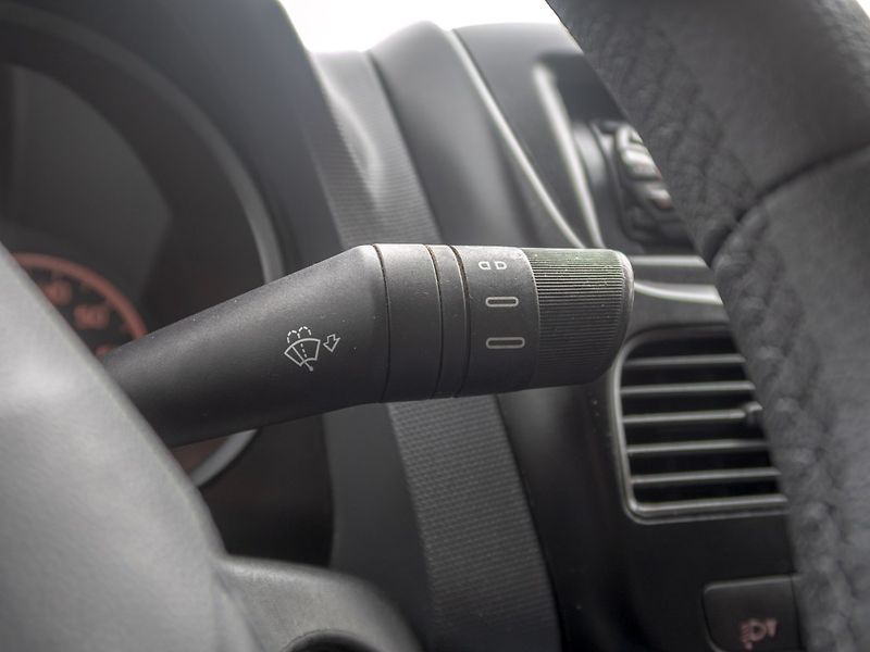 Fiat Dobló (2011) 1.4i 70KW AC – PO SERVISU - fotka 14 z 34