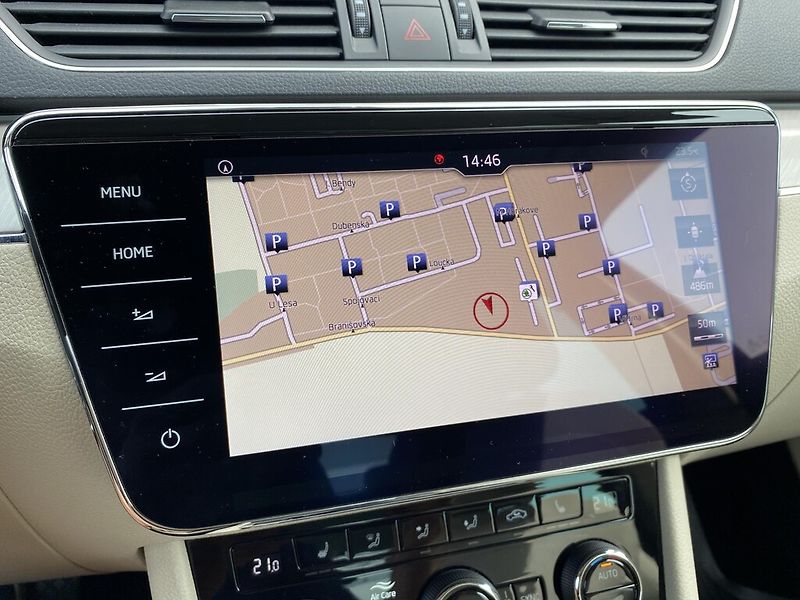 Škoda Superb 2,0 TDI 110 kW Style DSG - fotka 18 z 28