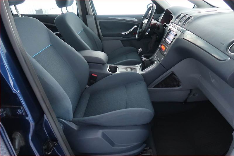 Ford S-MAX (2009) 2.0 TDCi, Tažné, jezdí skvěle - fotka 9 z 15
