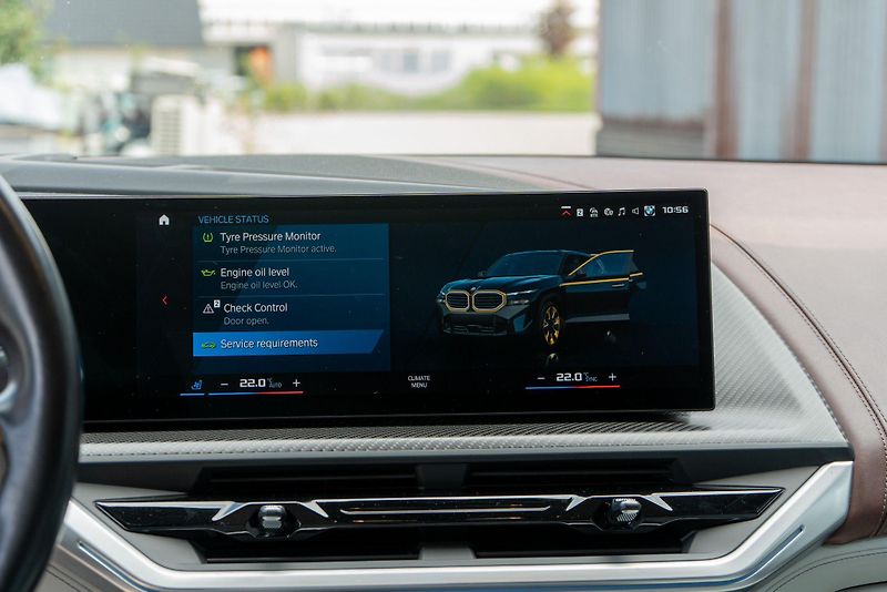 BMW XM (G09) 480kW, CZ, DPH - fotka 17 z 20