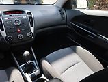 Kia Ceed (2011) 1.4 CVVT, po STK, slušný stav - náhled 8