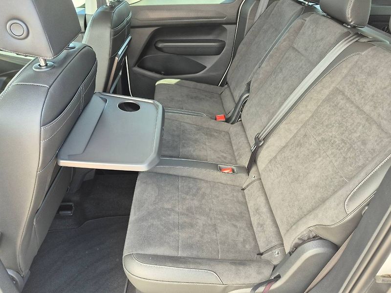 Volkswagen Caddy (2024) 2.0 TDI 90kW Style - fotka 18 z 33