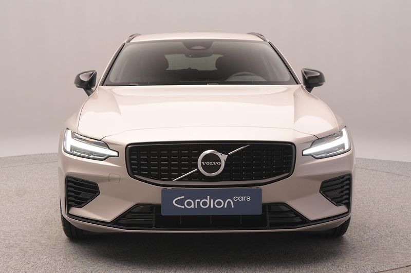 Volvo V60 (2026) T6 AWD Plug-in DARK PLUS - fotka 15 z 25