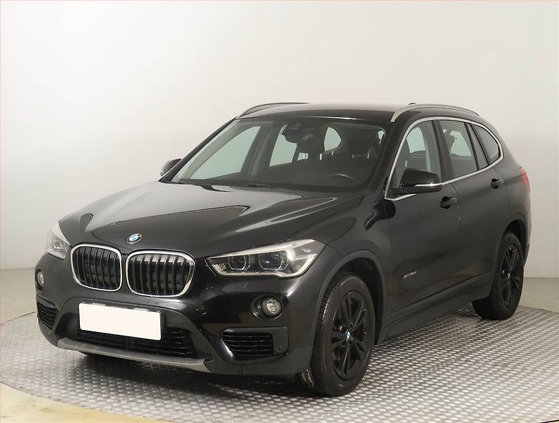BMW X1 (2016) xDrive18d, 4X4, Automat - fotka 2 z 20