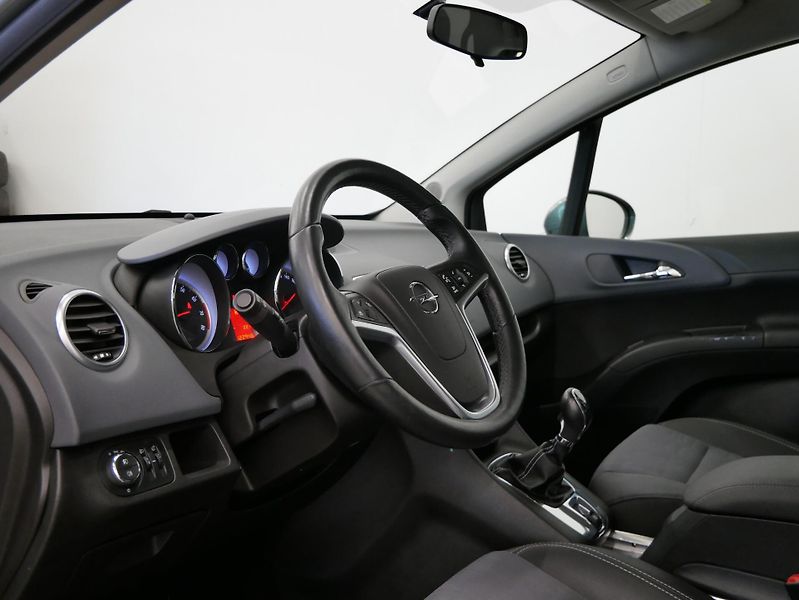 Opel Meriva - fotka 14 z 23