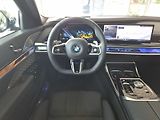 BMW Řada 7 740d xDrive - náhled 22