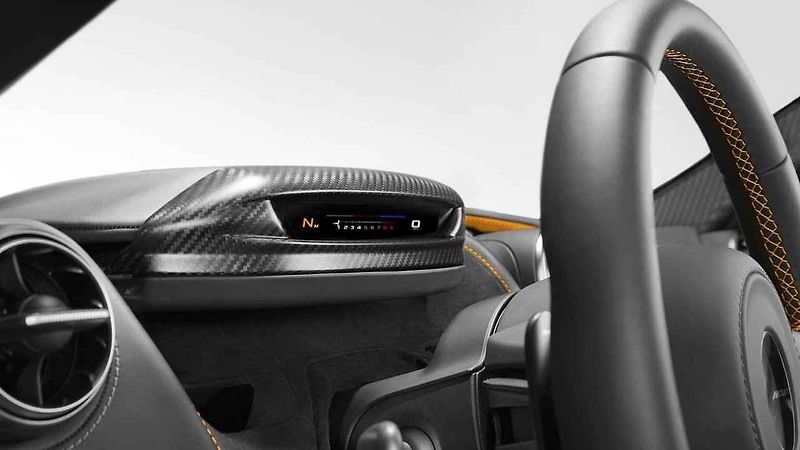 Aston Martin Valkyrie.