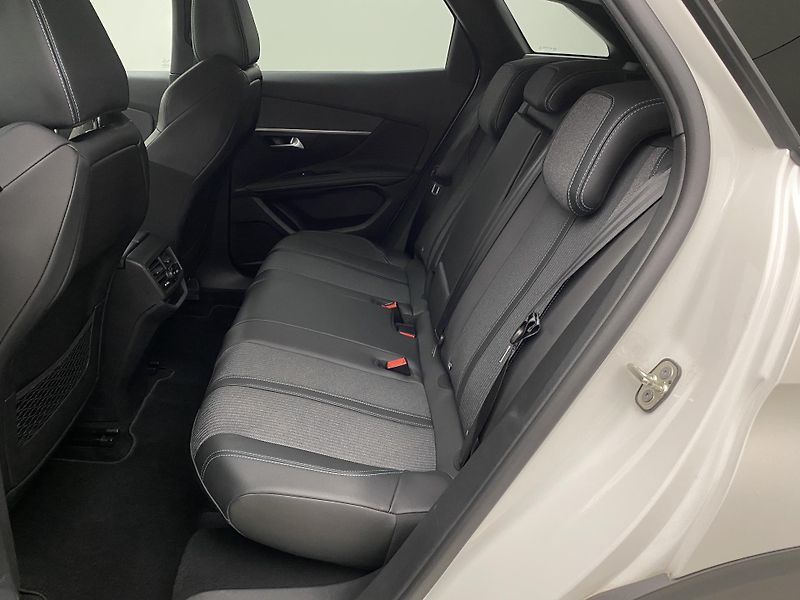 Peugeot 3008 1.5HDi 96kW ALLURE AUT CZ - fotka 5 z 38
