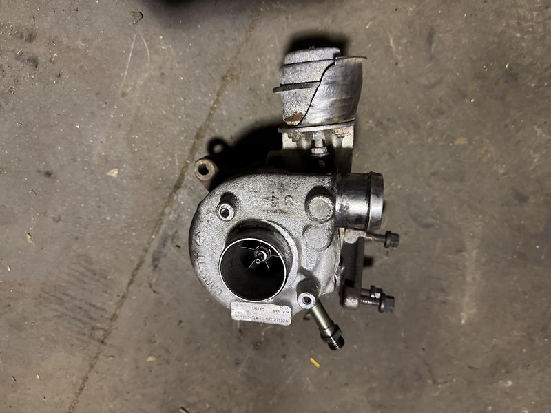 Volkswagen Sharan turbo 1.9tdi 66kw  - fotka 3 z 5