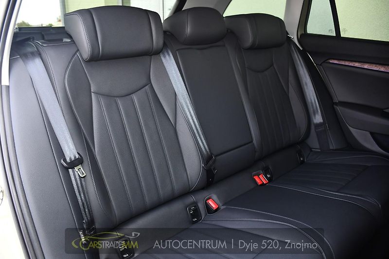 Škoda Superb 2.0TDi 142kW L&K 4x4 - fotka 19 z 61