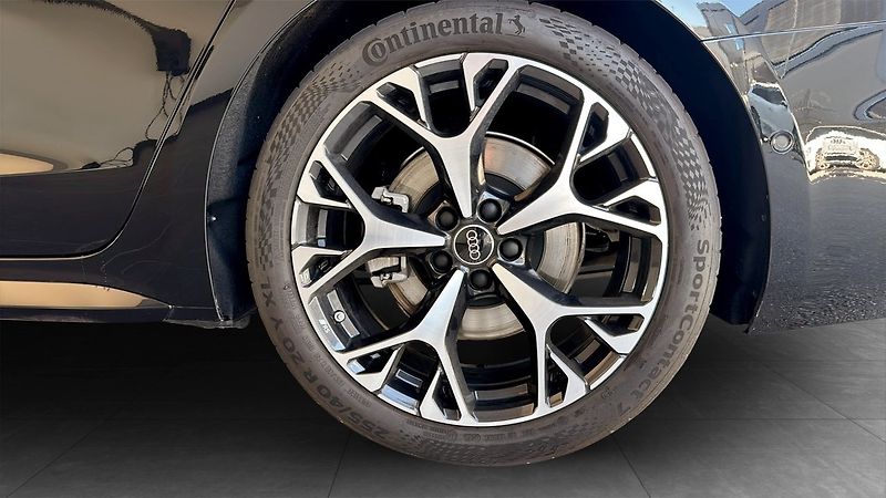 Audi A6 TDI q S-Line Tech Pro Vzduch - fotka 6 z 25