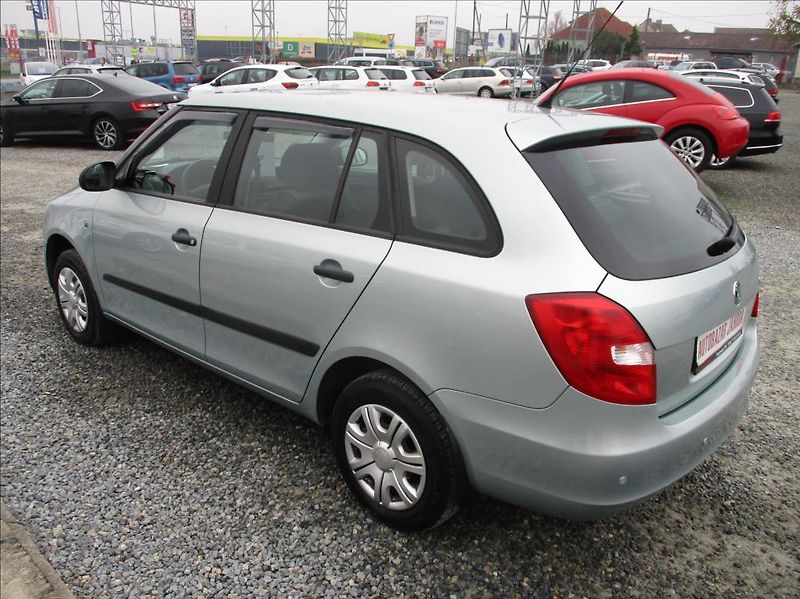 Škoda Fabia 1,4 i 16V, klima, ABS, ESP, - fotka 7 z 32