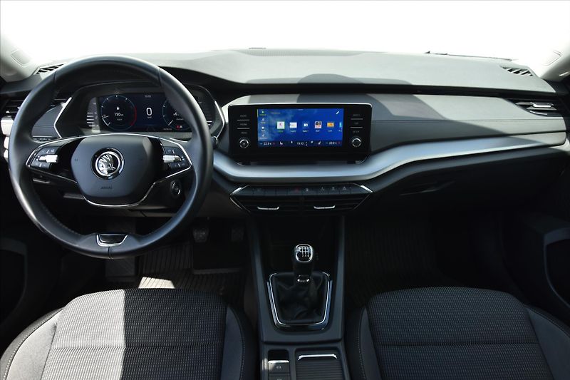 Škoda Octavia 1.5 TSI 110kW LED AMBITION+ ČR - fotka 13 z 28
