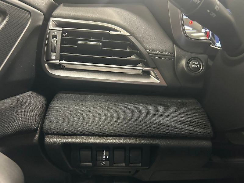 Subaru Outback (2024) 2.5 ACTIVE AUT 2024 - zaruka - fotka 34 z 51