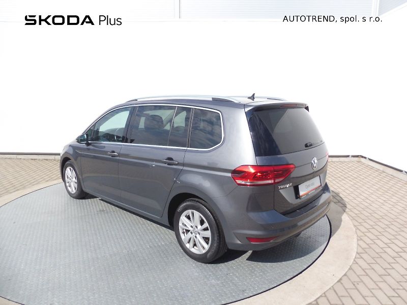 Volkswagen Touran (2019) Maraton Edition 1,5 TSI 110kW - fotka 25 z 27