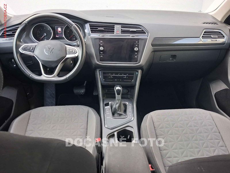 Volkswagen Tiguan (2021) 1.5 TSi, Life, DSG, kamera - fotka 8 z 17