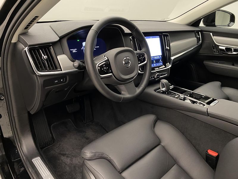 Volvo V90 T6 AWD PLUG-IN DARK PLUS AUT - fotka 4 z 59