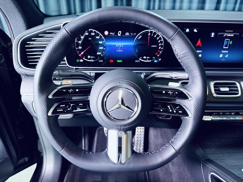 Mercedes-Benz GLE (2025) 400e*4M*AMG*COUPE*ZÁRUKA*CZ - fotka 19 z 44