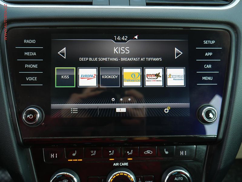 Škoda Octavia (2017) 1.4 G-TEC, ČR, LED, navi, AC - fotka 13 z 17