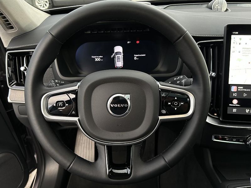 Volvo XC90 2.0 T8 4x4 ULTRA BRIGHT - fotka 17 z 34