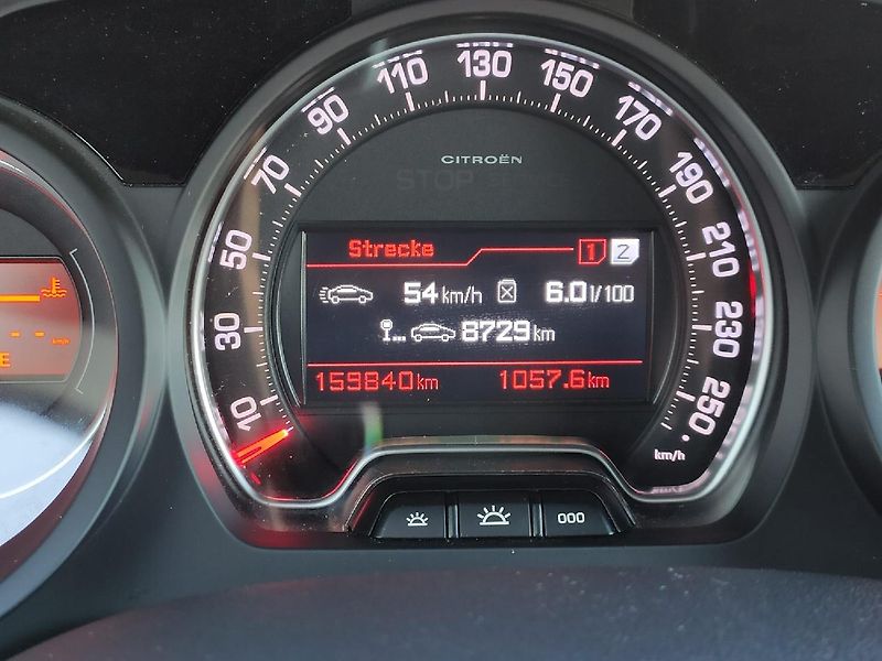 Citroën C5 (2014) 2.0HDI 140k EXCLUSIVE MAN6 HYD - fotka 16 z 43