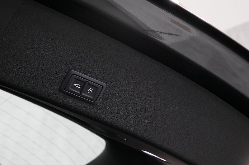 Audi e-tron 55 300kW Ventilace Matrix 360 - fotka 47 z 48