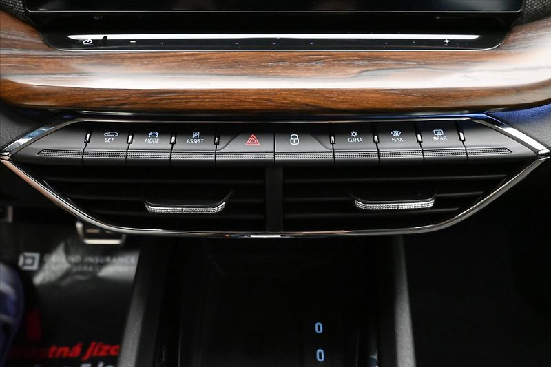 Škoda Octavia 2,0 TDI 147kW 4x4 DSG Scout Zá - fotka 21 z 31