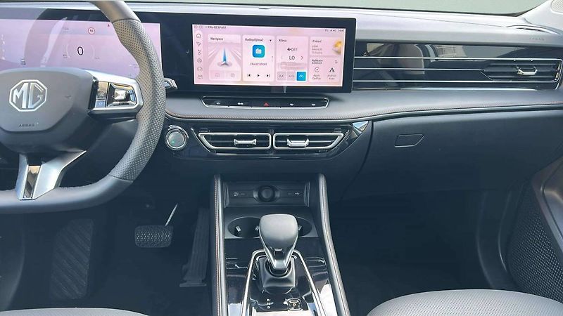 MG HS EXCLUSIVE Hybrid+ 1.5T (165 kW - fotka 14 z 20