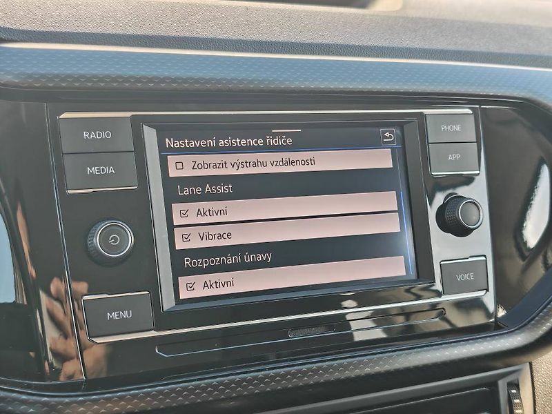 Volkswagen T-Cross Life 5G 1,0TSi - fotka 17 z 22