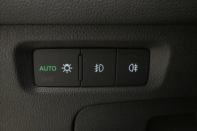 Škoda Octavia 2,0 TDI 110kW DSG Style Záruka - fotka 26 z 30