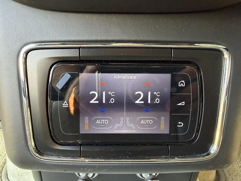 Bentley Bentayga 6,0 V12 4WD,head-up, TOP STAV - fotka 22 z 49