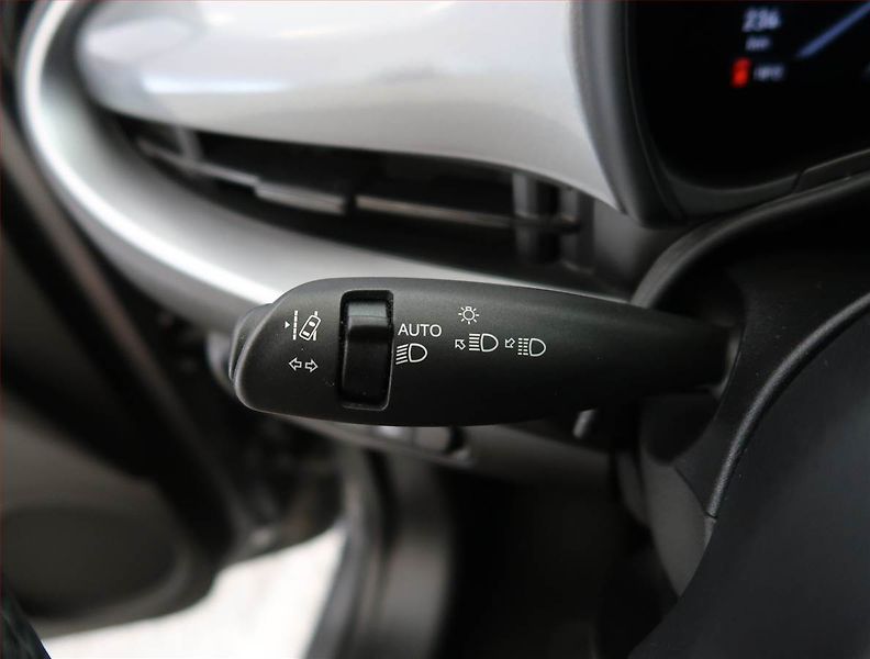 Fiat 500e (2022) 42 kWh, SoH 100%, Automat - fotka 21 z 25