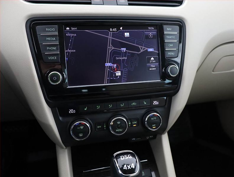 Škoda Octavia (2015) Style 2.0 TDI, 4X4, Automat - fotka 10 z 16