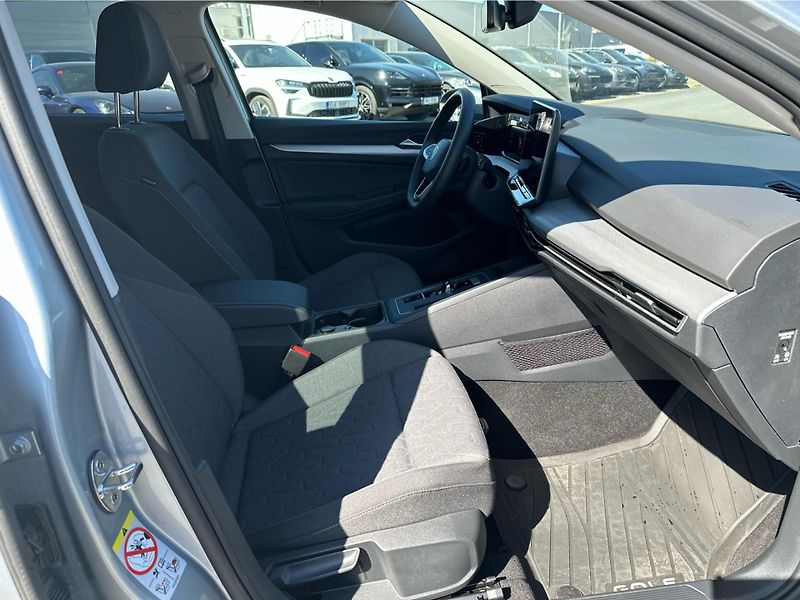 Volkswagen Golf (2025) People 2,0 TDI 7DSG - fotka 24 z 25