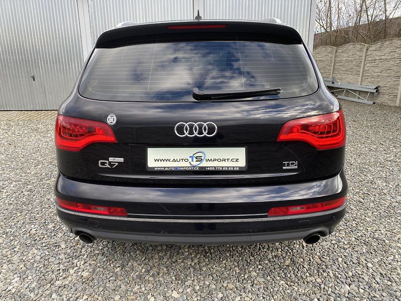Audi Q7 3.0TDi 4x4 240PS FL 8Q SLINE!! - fotka 12 z 156