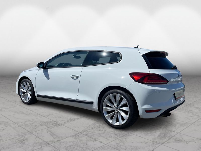 Volkswagen Scirocco 2.0 TSI DSG6° - fotka 7 z 26