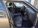 Škoda Roomster (2014) 1.2 TSI - náhled 25